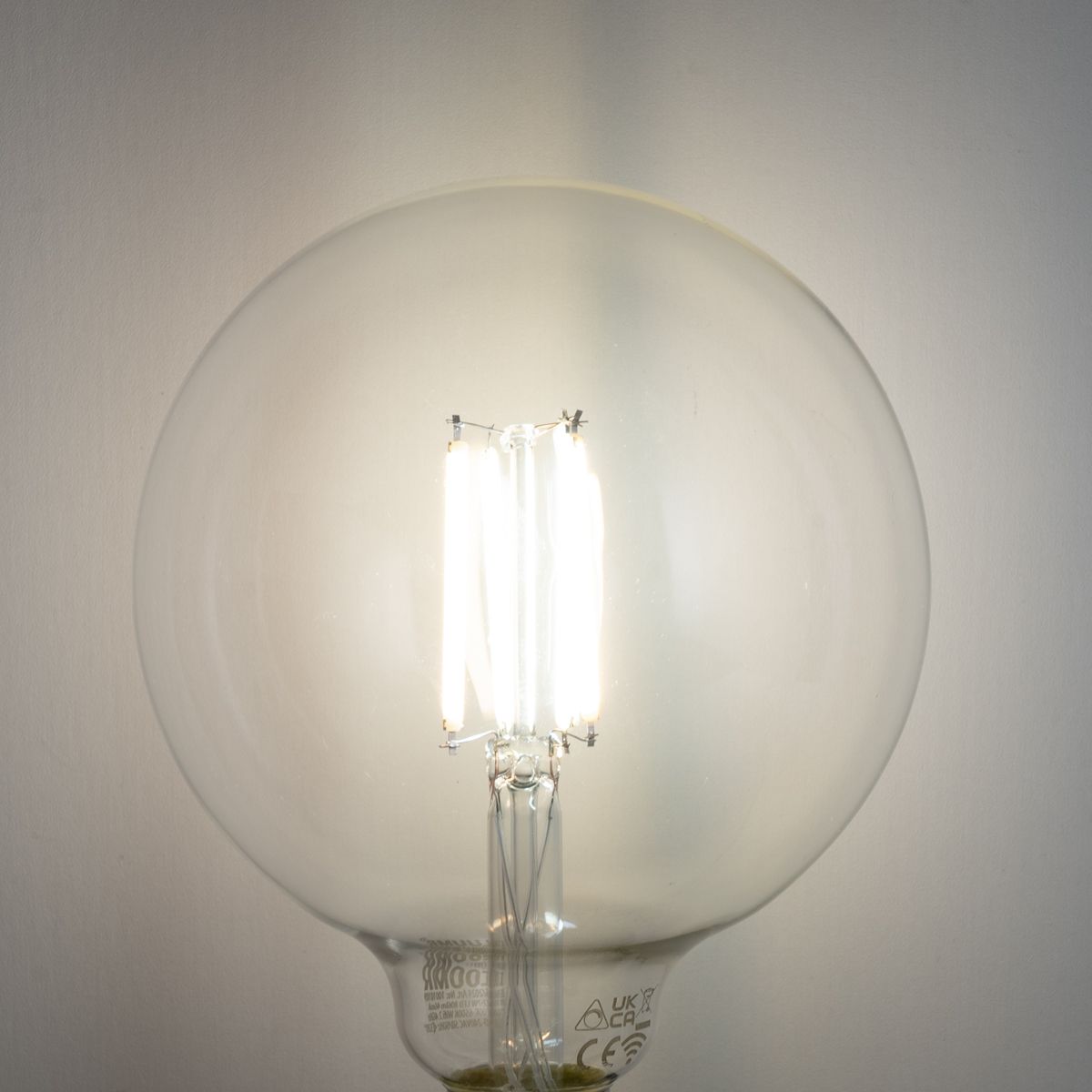 Smart E27 dimbare LED lamp G125 helder 7W 806 lm 2700-6500K