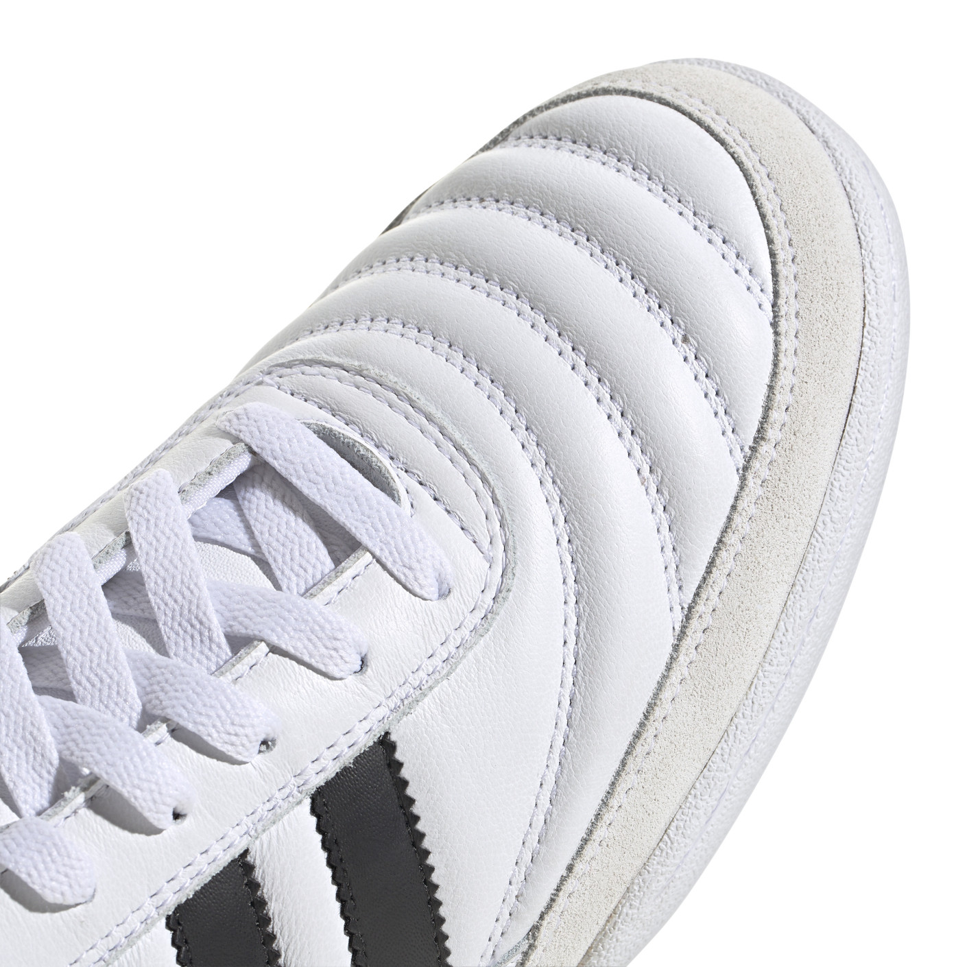 Adidas Mundial Team Turf Voetbalschoenen (TF) Wit Zwart Goud