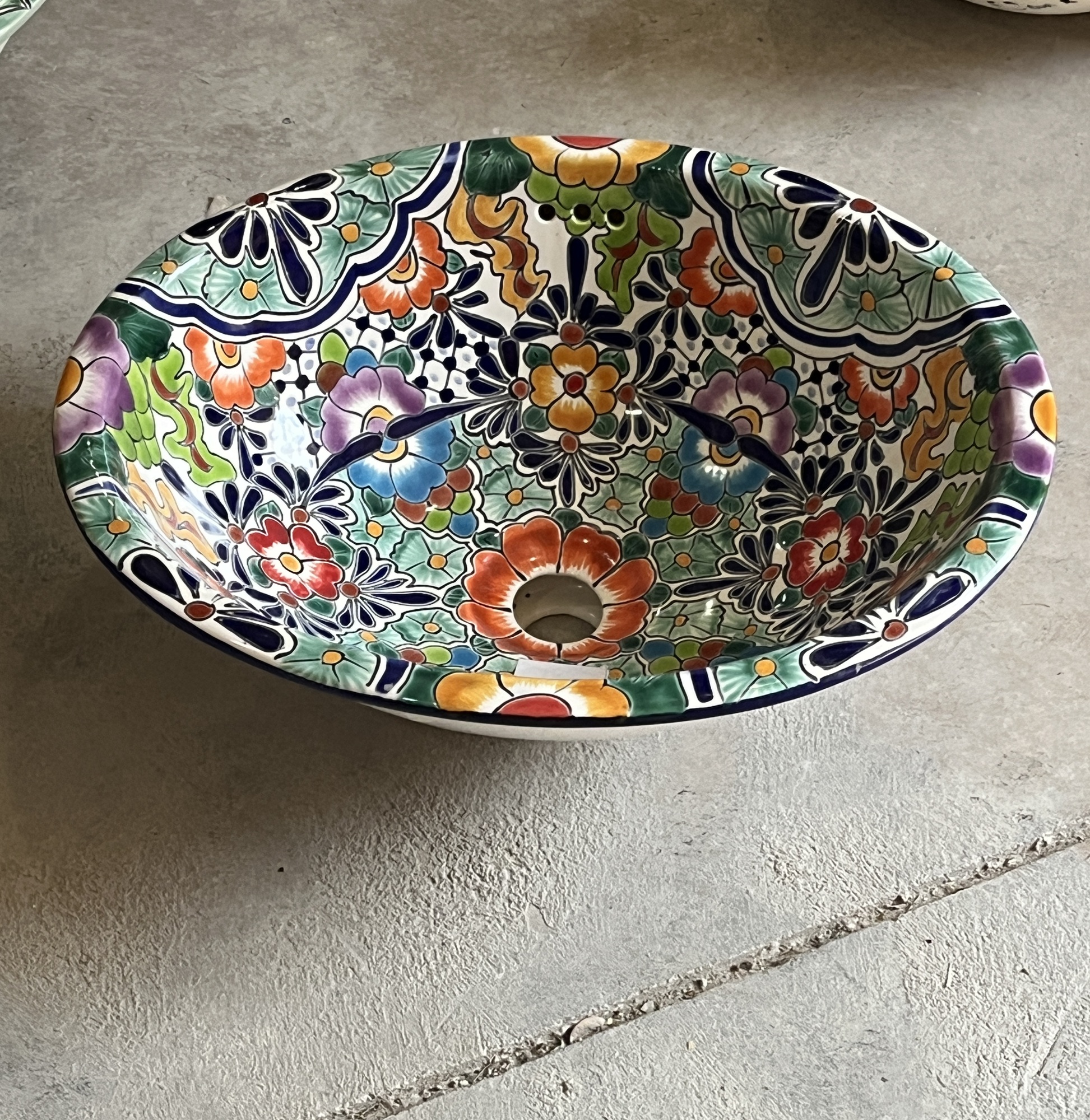 Keramikwaschbecken 'Flowers', multicolor, L 44 cm, B 36 cm, H 16 cm von fischer's lagerhaus