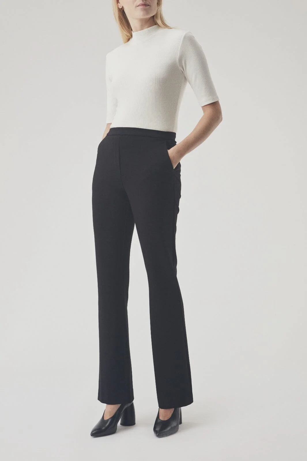 Modström Tanny Flare Pants 7090 black