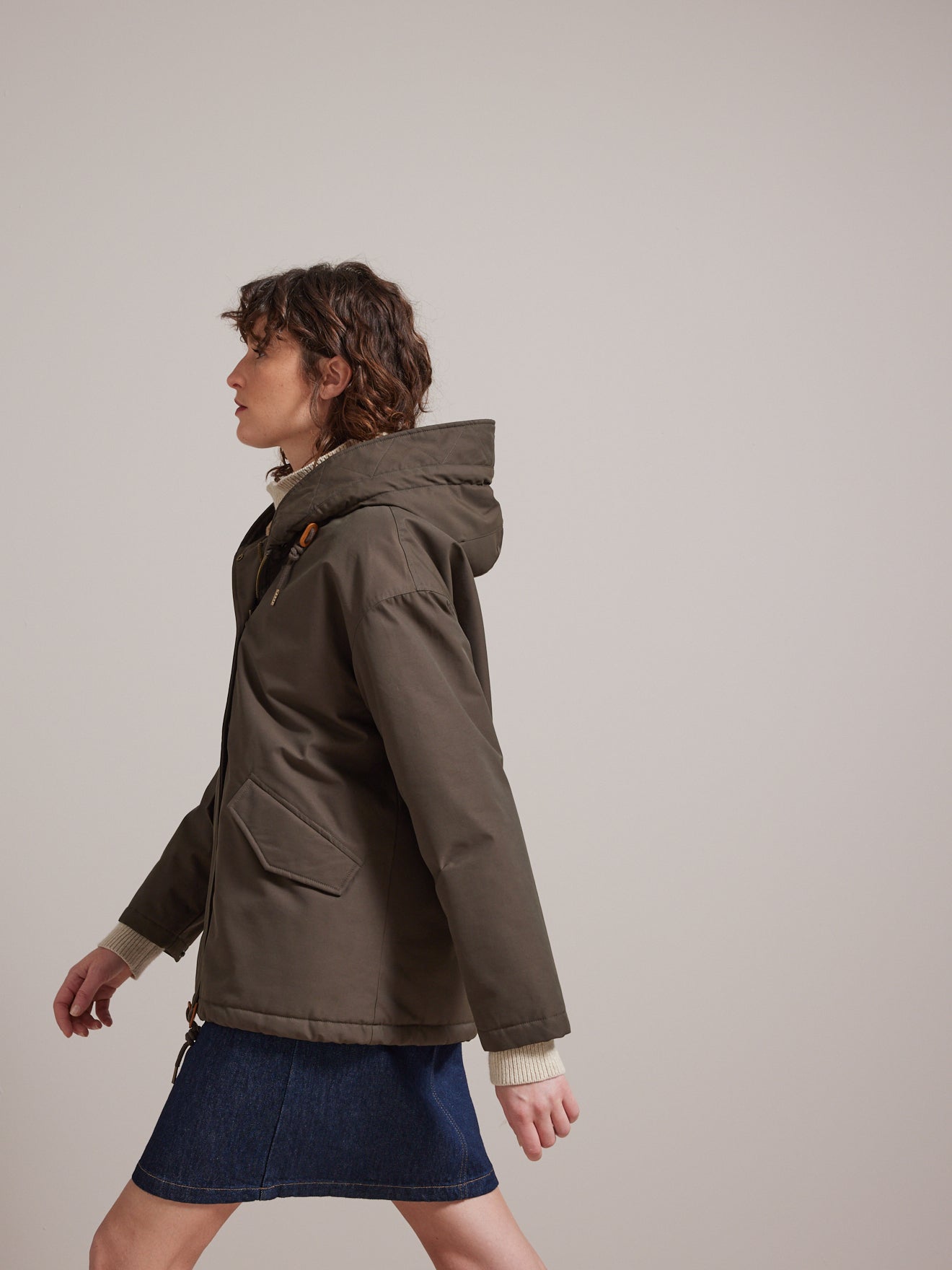 Parka courte fourrée imprimé léopard femme
