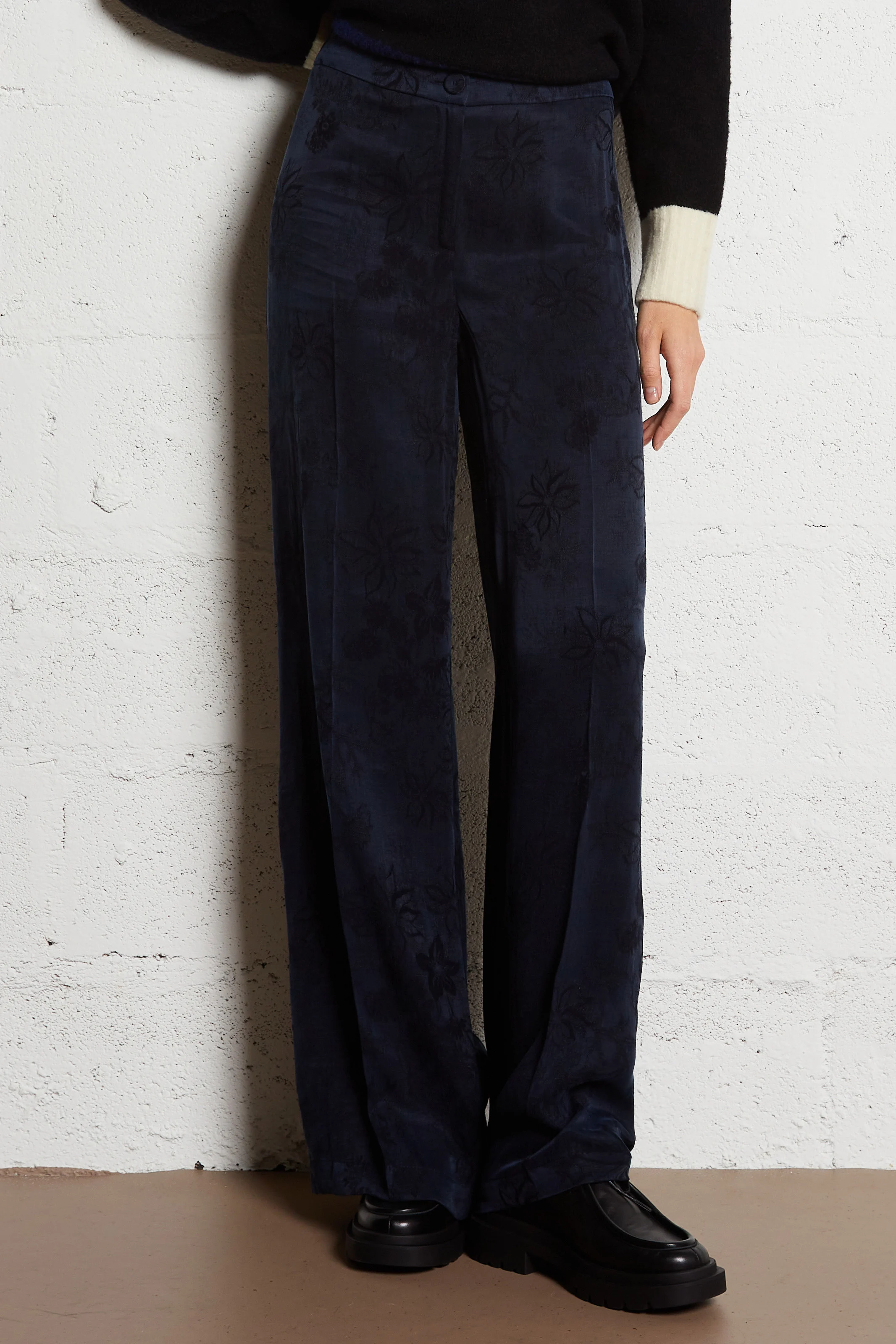 MISAKI - Pantalon droit en jacquard imprimé | Bleu