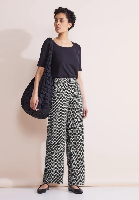Loose Fit Hose - Black