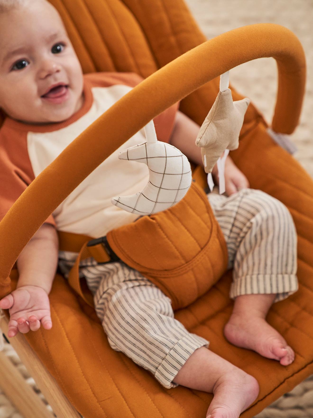 Rede Babydream com arco, amarelo escuro liso