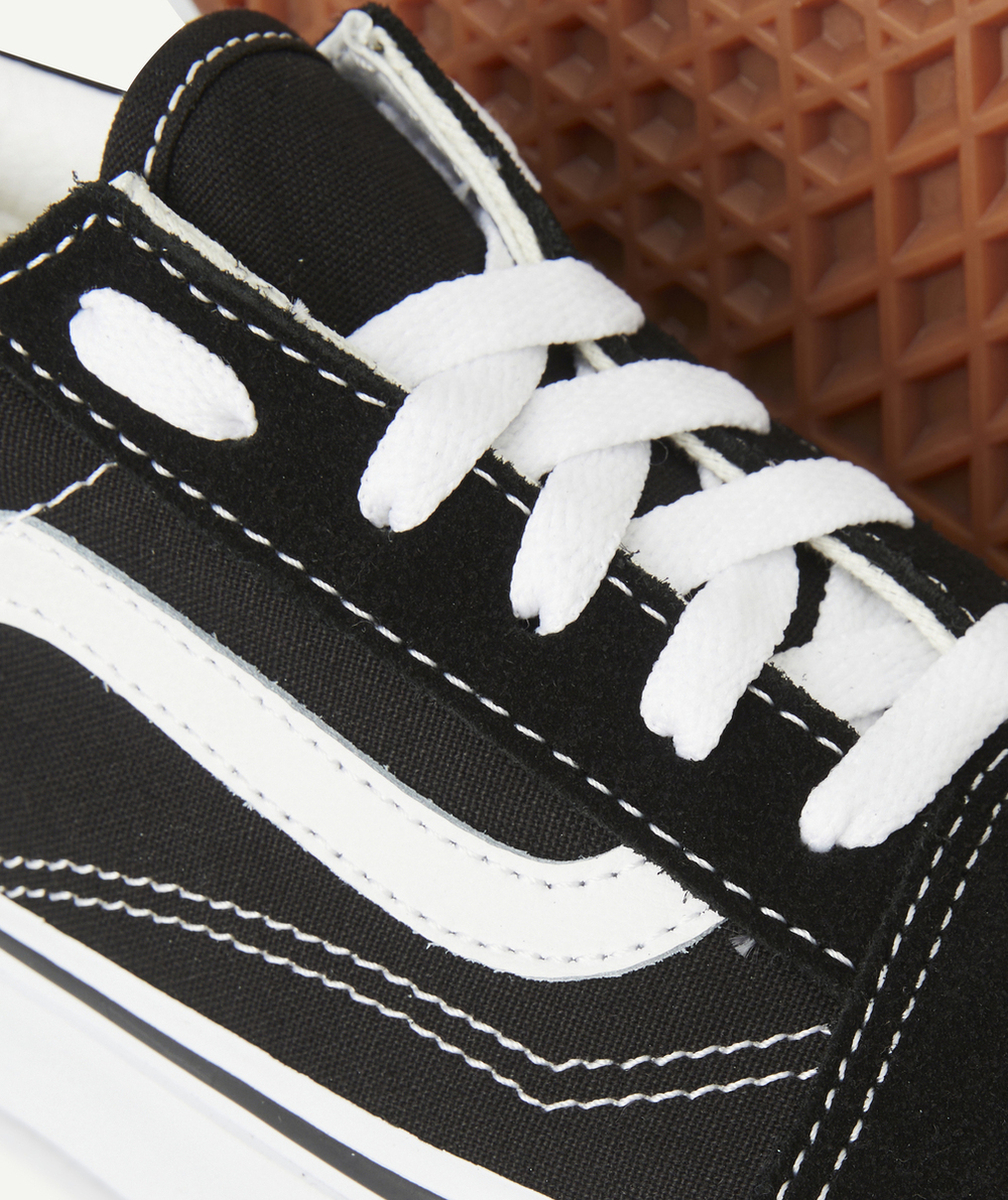 VANSBASKETS ENFANT OLD SKOOL NOIRE ET BLANCHE AVEC PLATEFORME