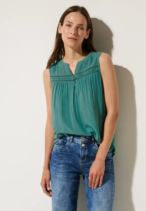 Viskosebluse mit Häkeldetail - lagoon green