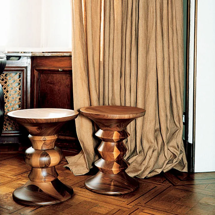 Vitra - Eames Hocker, Modell A, Nussbaum dunkel