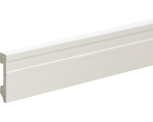 Witte polystyreen plint, 15 x 70 x 2400 mm