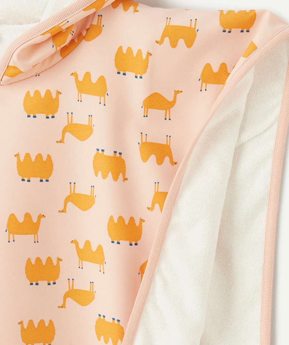 LASSIGSERVIETTE PONCHO BÉBÉ FILLE ANTI-UV ROSE IMPRIMÉ CHAMEAU
