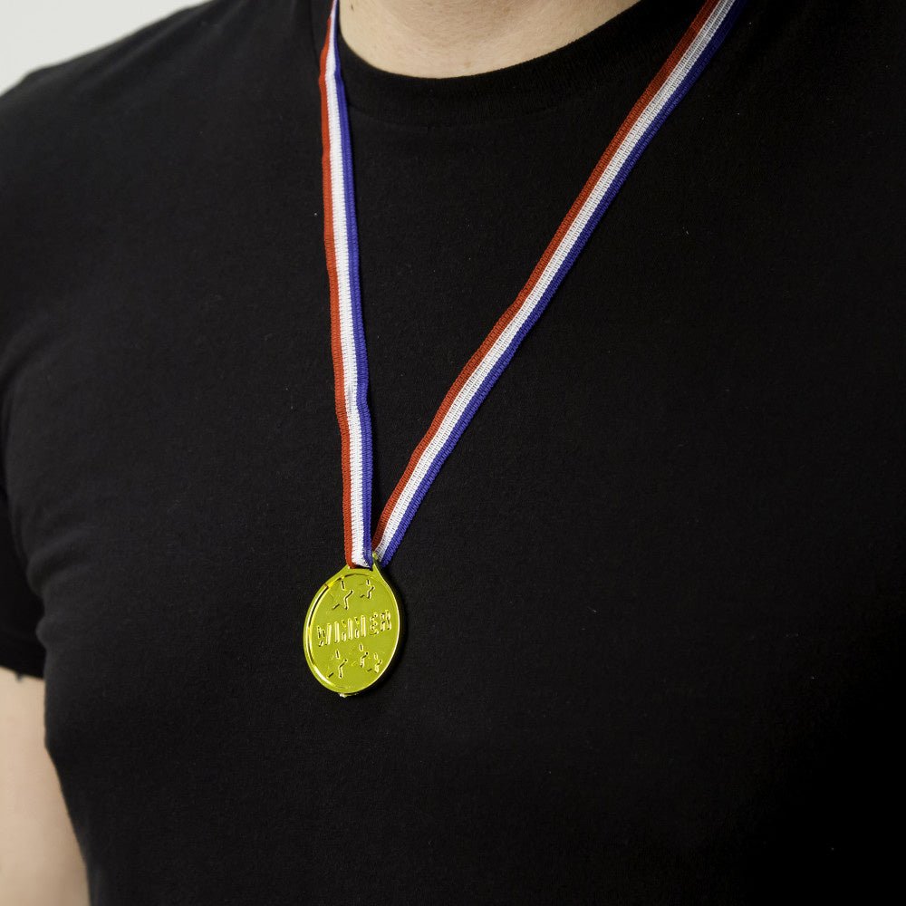 Uitdeelcadeautjes Medailles Goud 13cm 24st