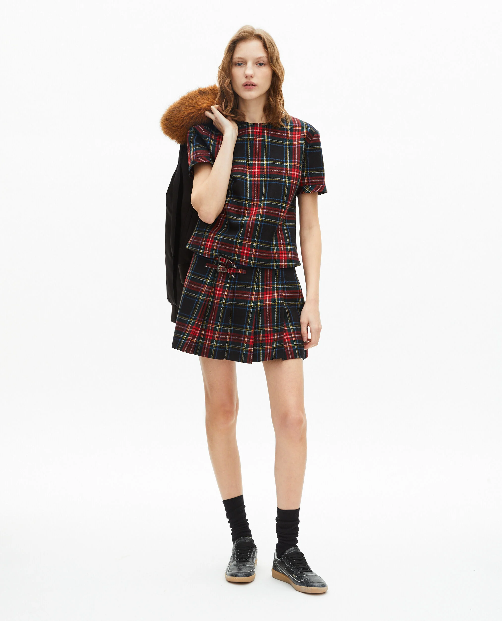 Jupe courte motif tartan rouge et noire