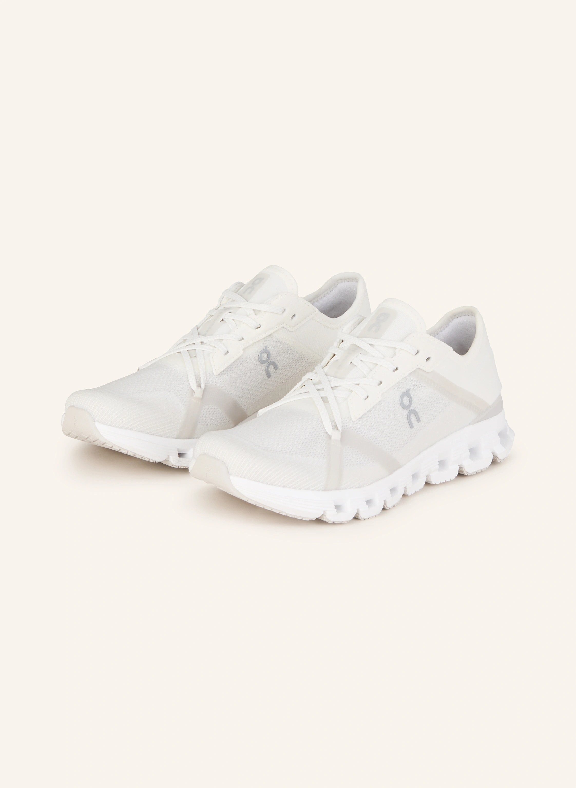 On Fitnessschuhe CLOUD X 4 AD
