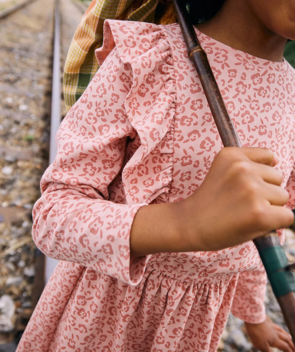 ROBE FILLE ROSE IMPRIMÉ FLEURI ET DÉTAILS VOLANTÉS