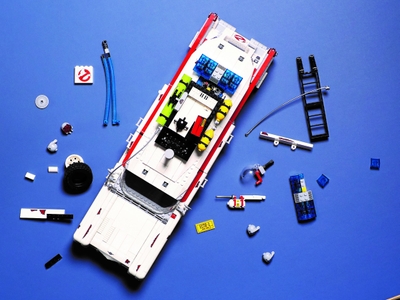 LEGO Ghostbusters™ ECTO-1 (10274)