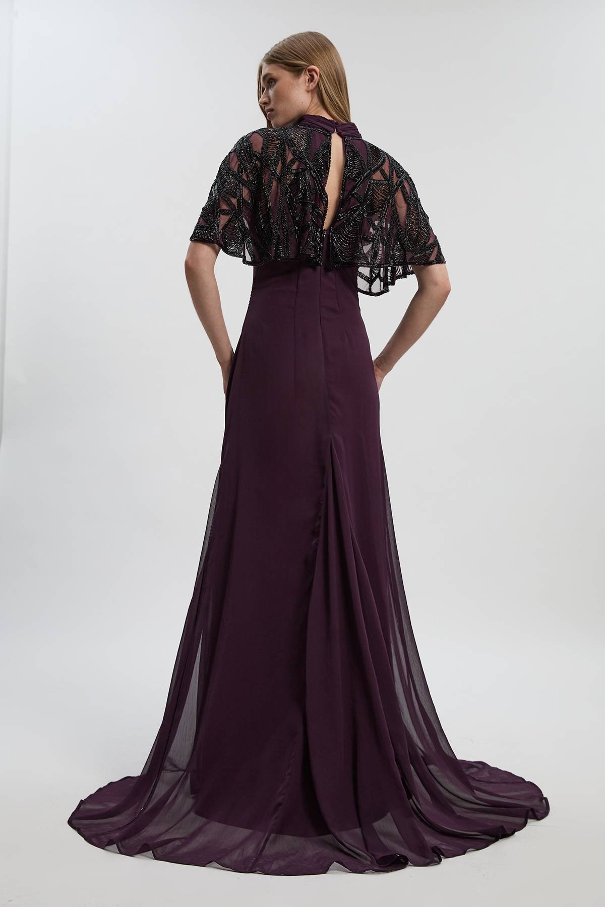 KarenMillen Robe Maxi Tissée à Détail Cape Ajourée Ornée de Cristaux