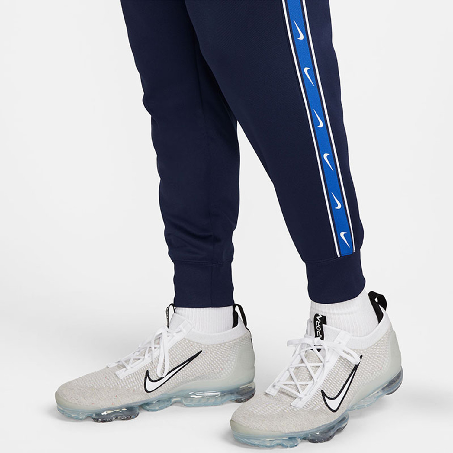 Nike Sportswear Repeat Trainingspak