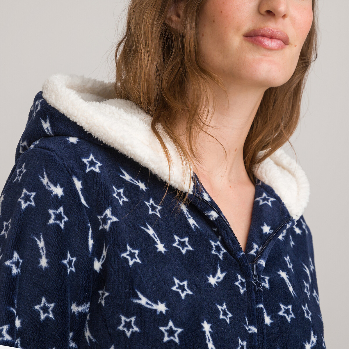 SO'HOME<br>Macacão em malha de fleece com estampa de estrelas