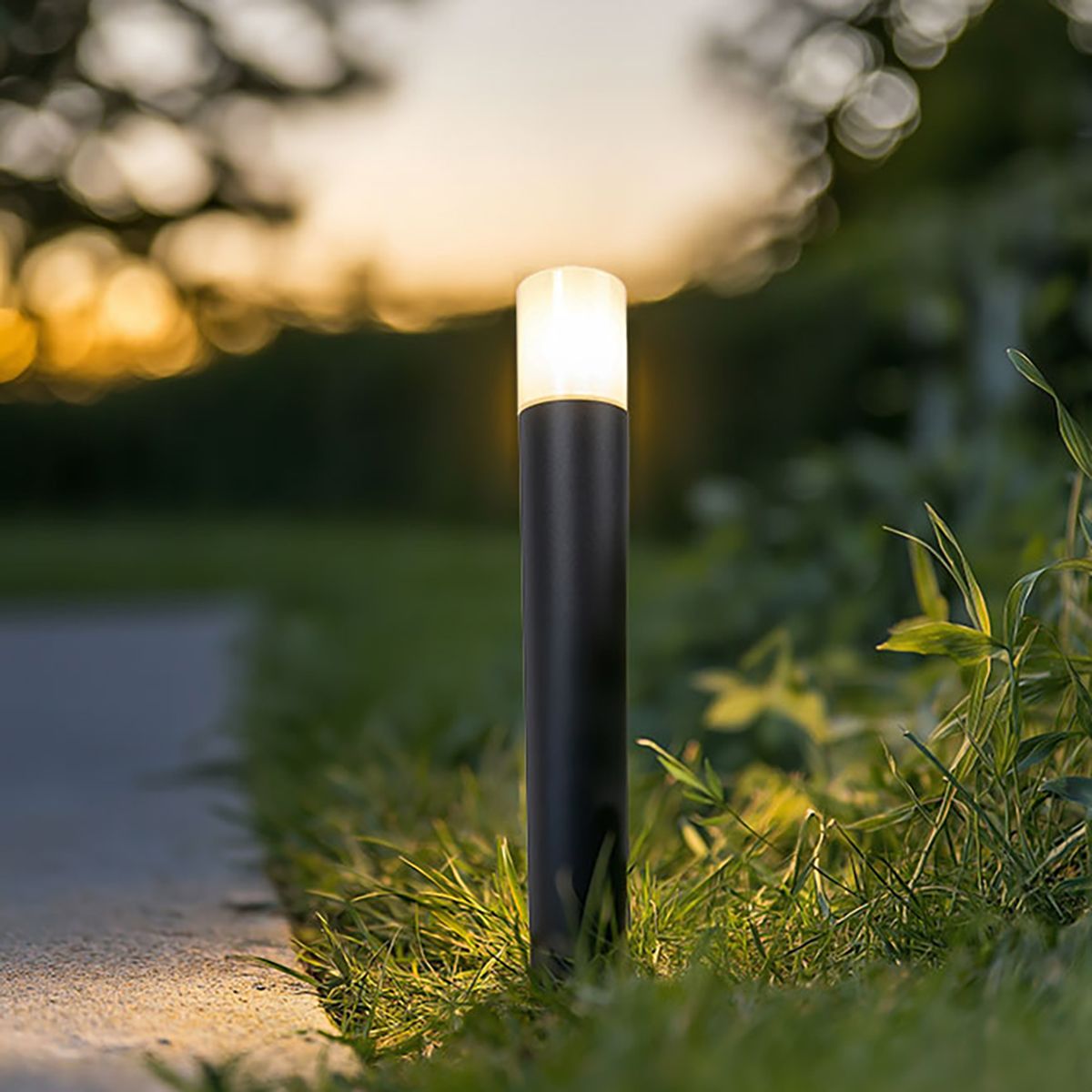 Buitenlamp zwart met opaal witte kap 50 cm - Odense