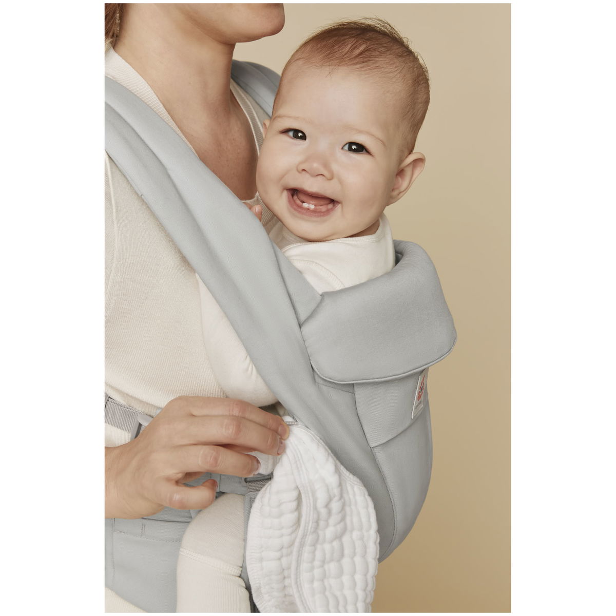 ergobabyergobaby   Omni Deluxe Baumwolle camel