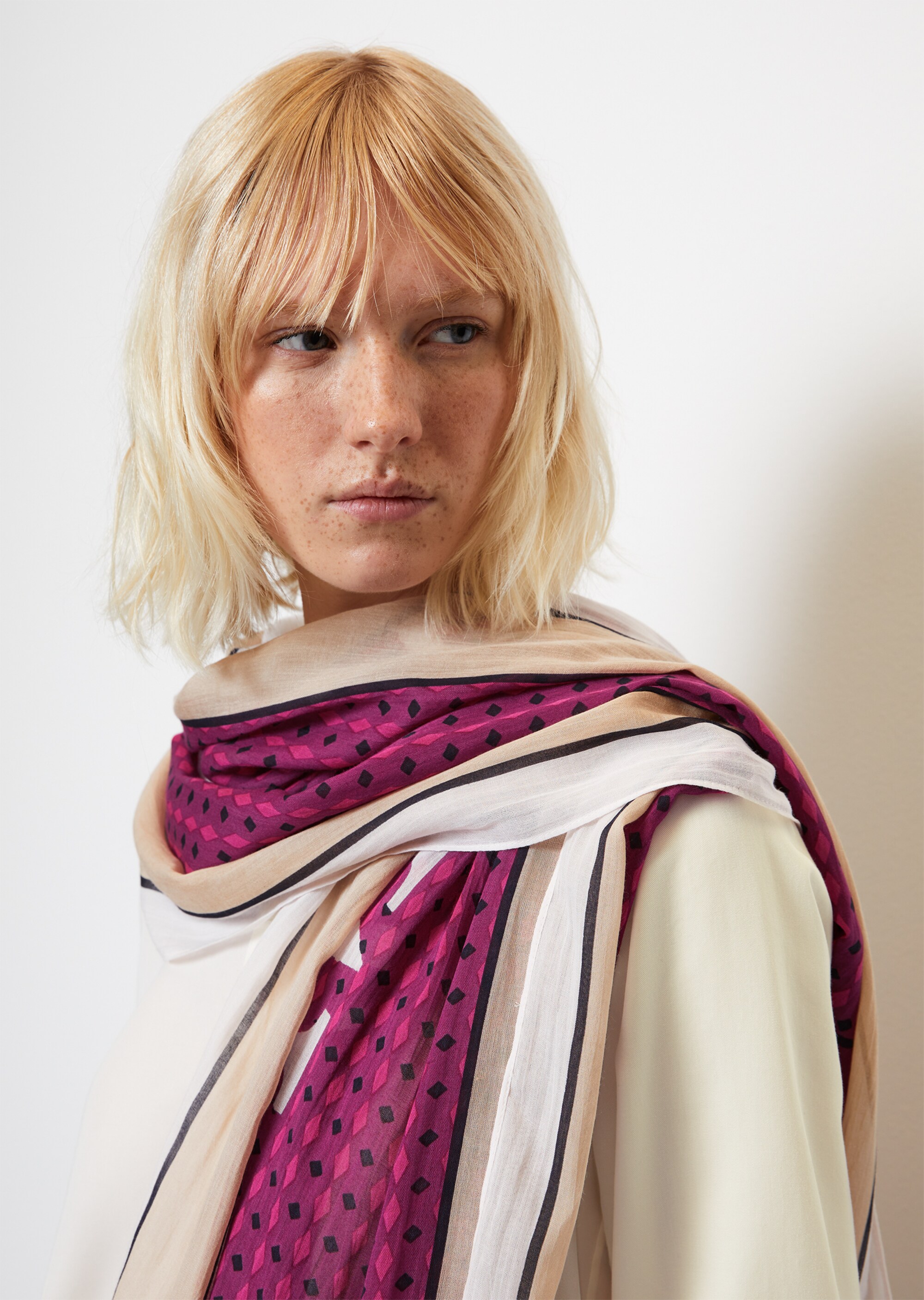 Schal mit Allover-Printmit Tencel™Modal