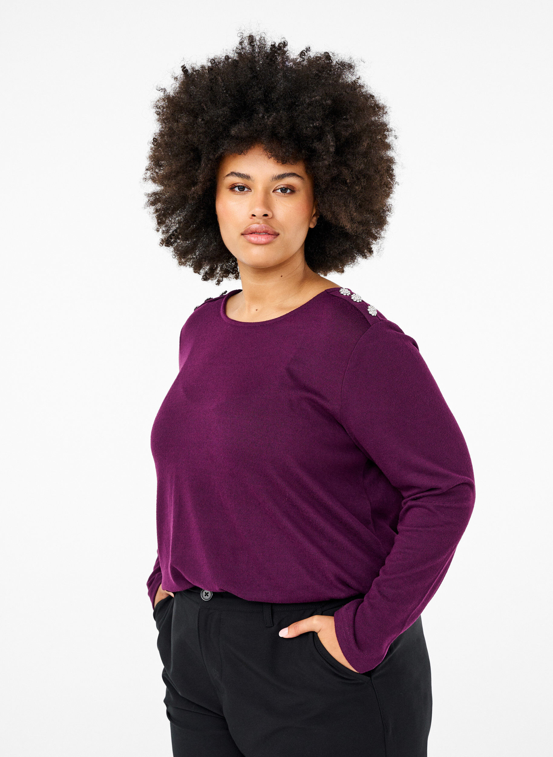Bluse med pynteknapper