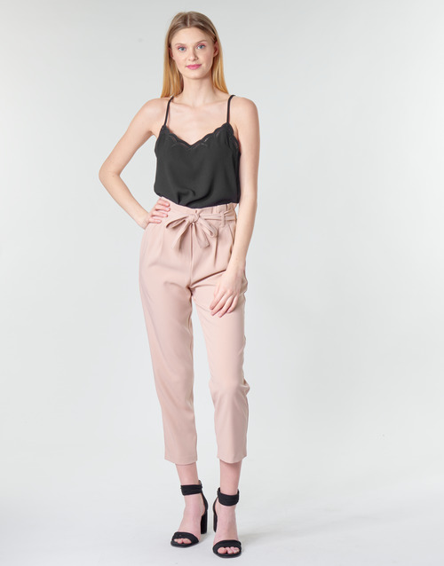 Betty London - MOUDI - Rose