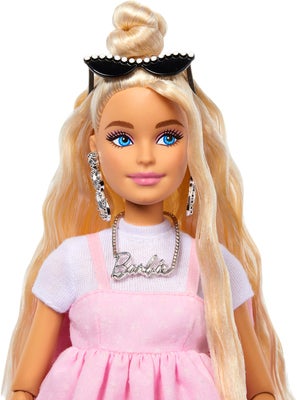 Barbie Deluxe Style Dukke Blondt Hår
