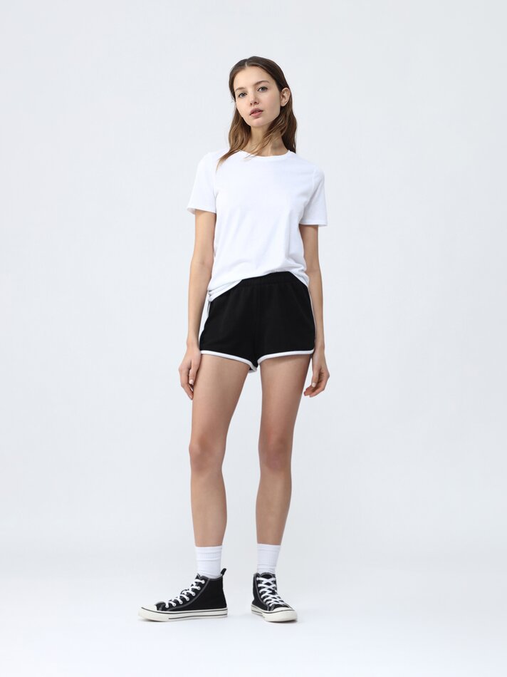 Pacote com 4 camisetas de gola redonda sortidas - Preto/Cru