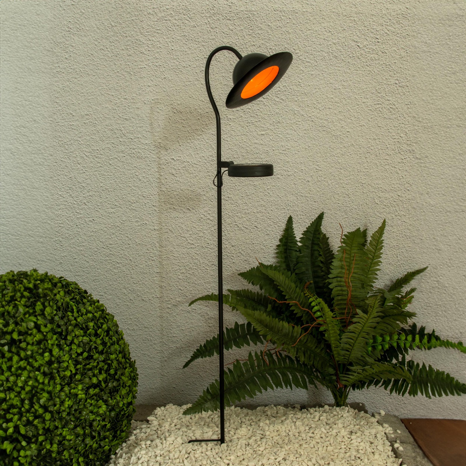 LED-Solarleuchte BOWLER - schwarz - mit Erdspieß