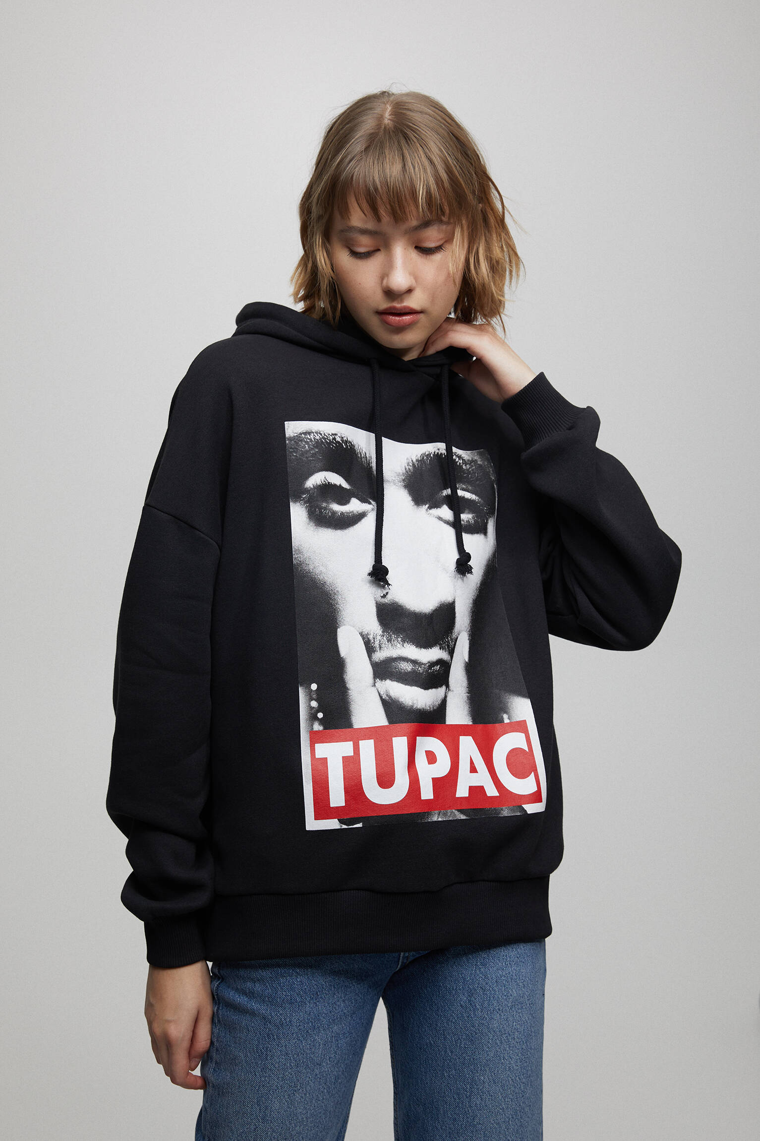 MOLETOM COM CAPUZ TUPAC - PRETO