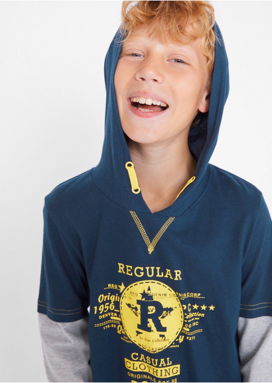 T-shirt garçon double épaisseur à capuche