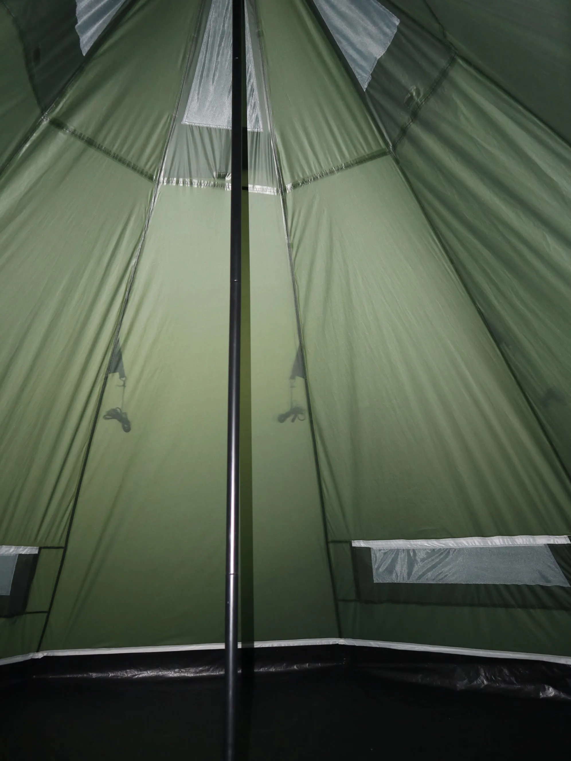 Urberg Tipi Tent 5-person 2.0 Kombu Green