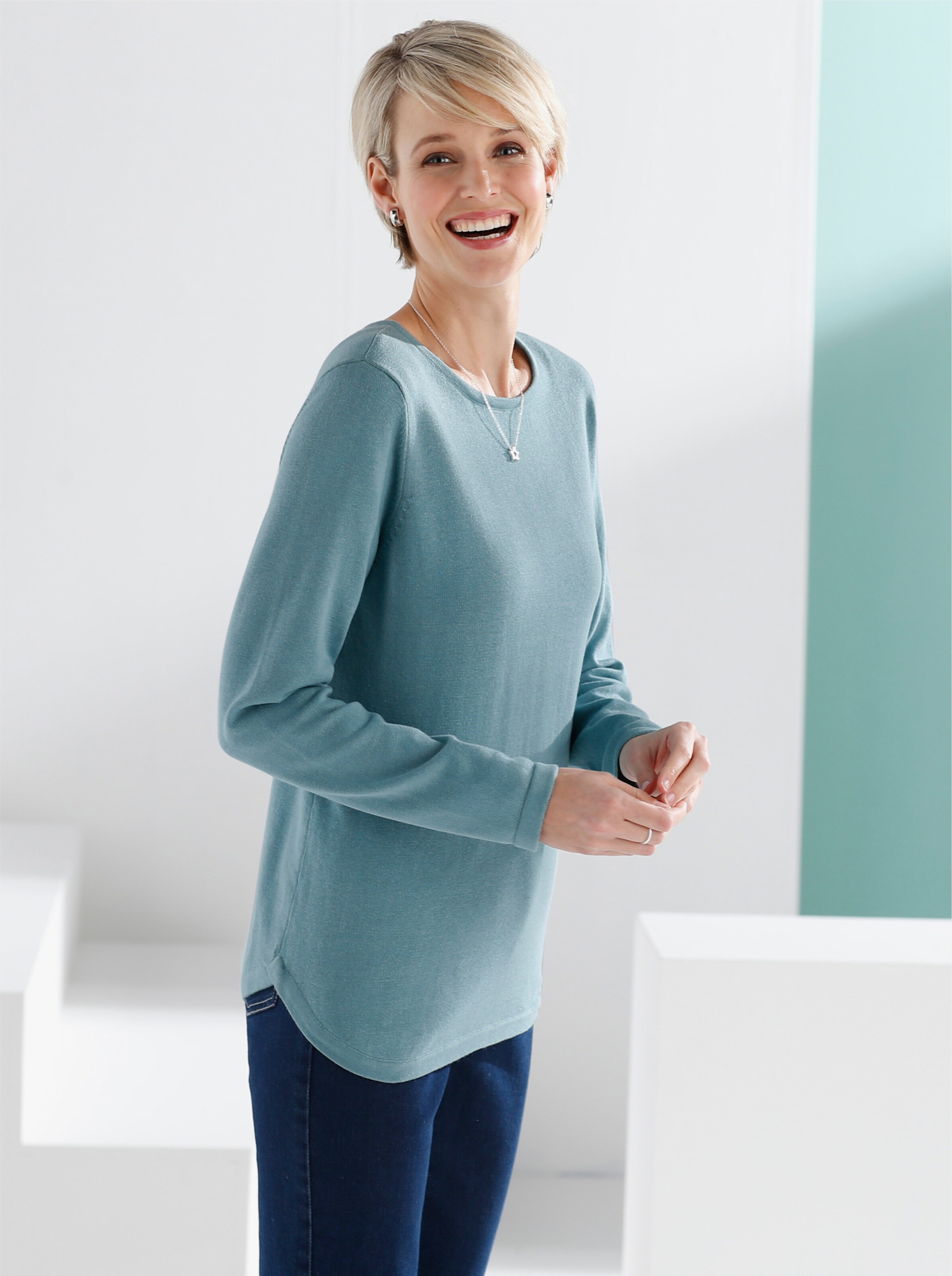 Langarm-Pullover mit überlappendem Saum