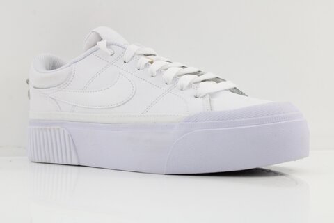 Nike Sneaker