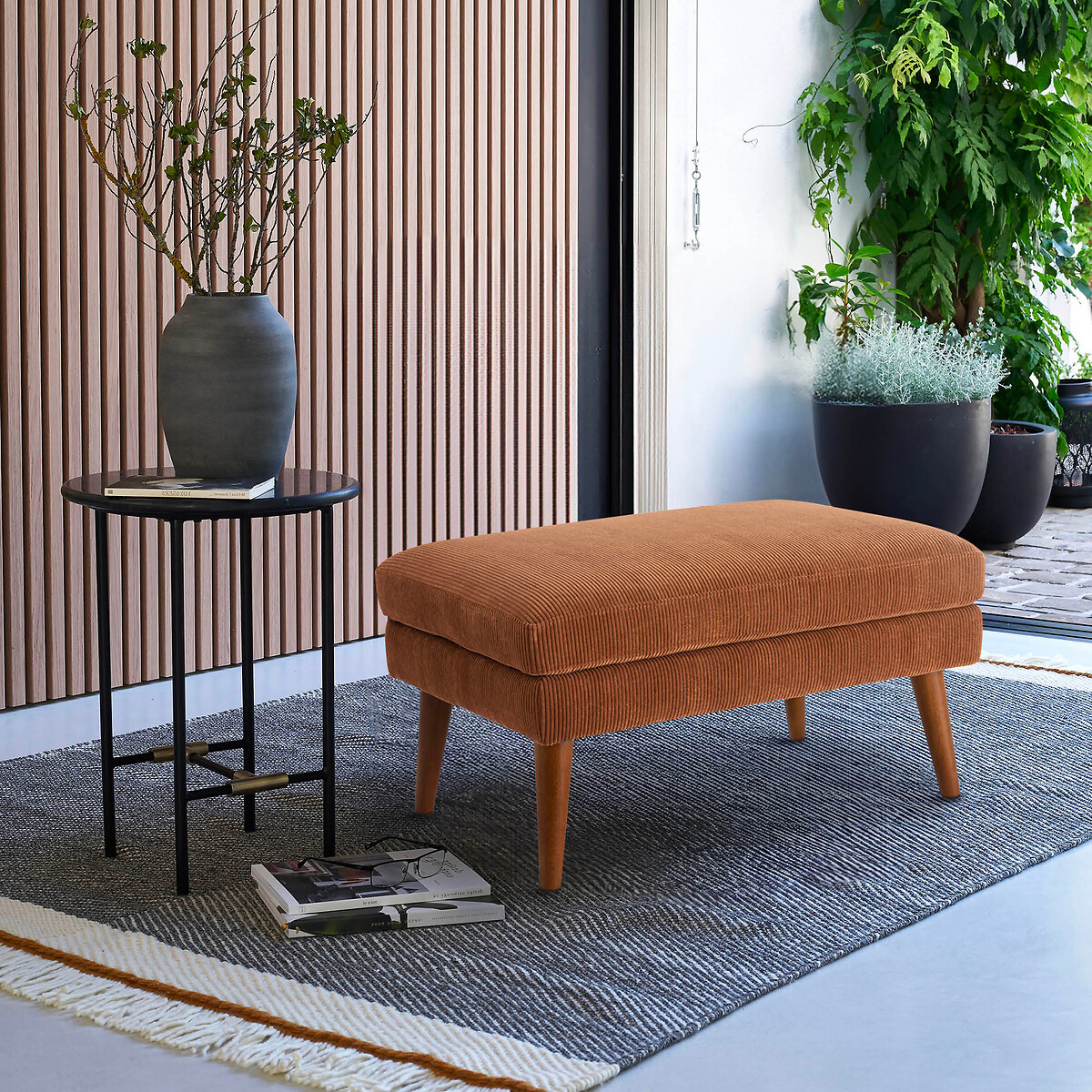 LA REDOUTE INTERIEURS<br>Puff com nervuras de veludo, Séméon