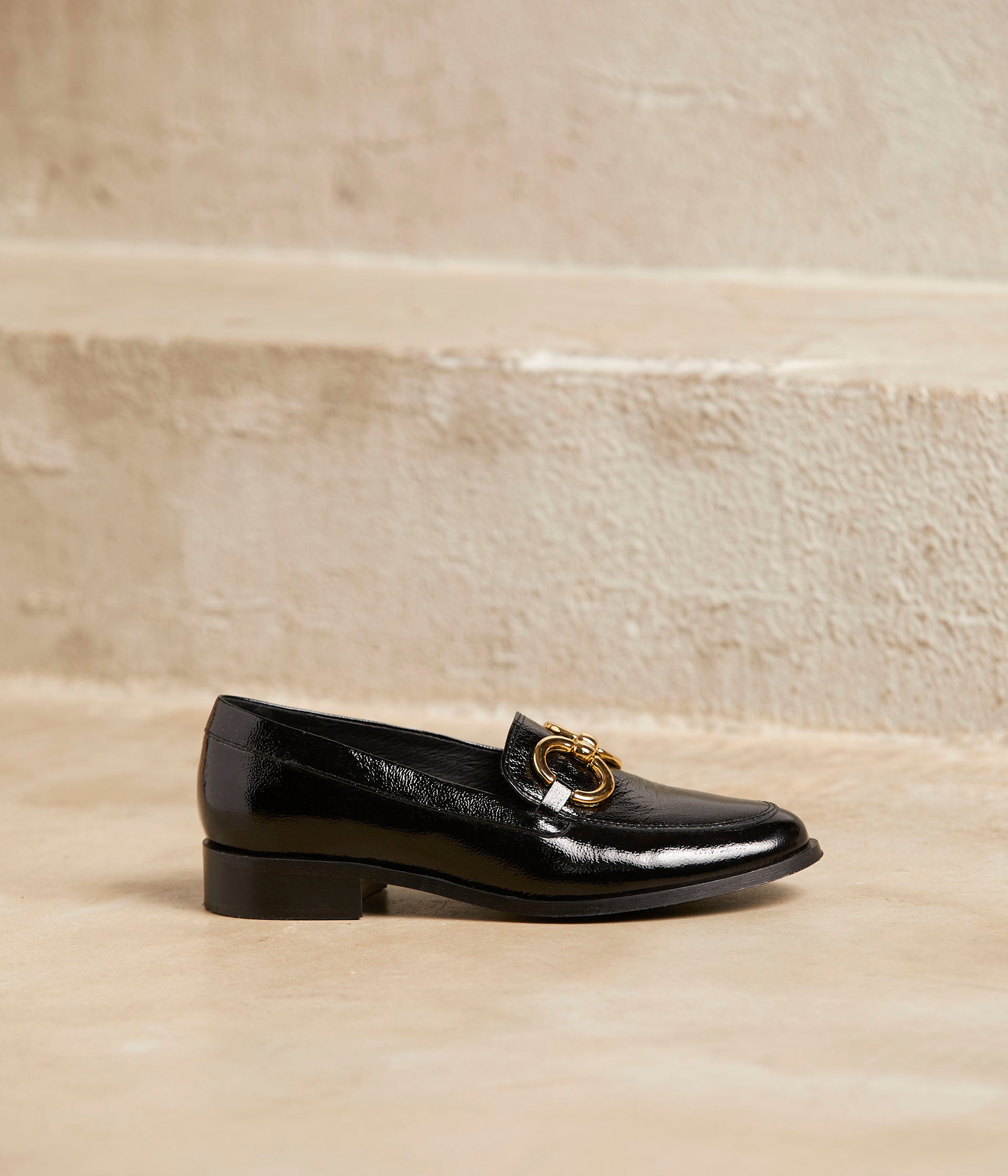 Mocassins noirs vernis Adina