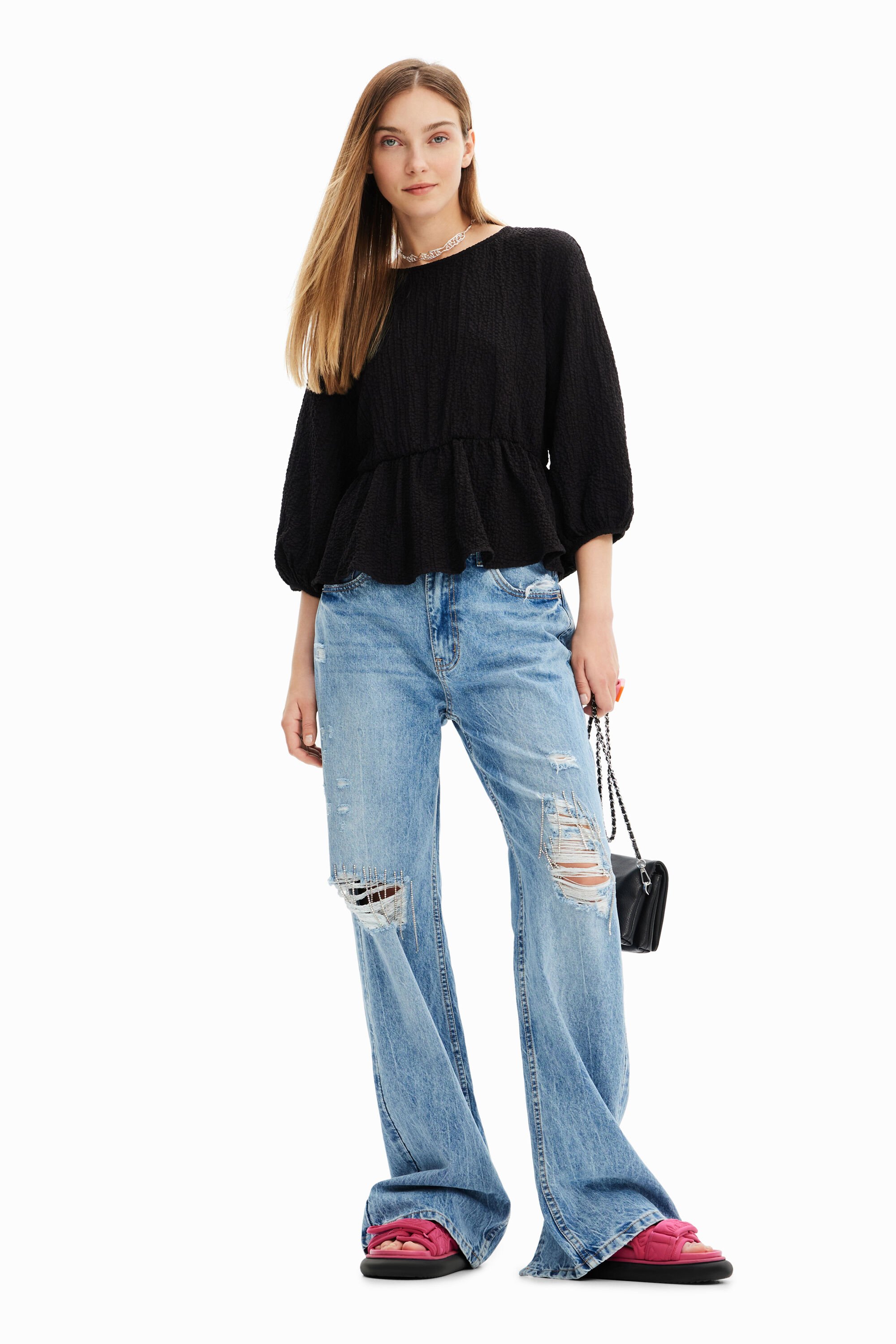 Blouse découpe texture