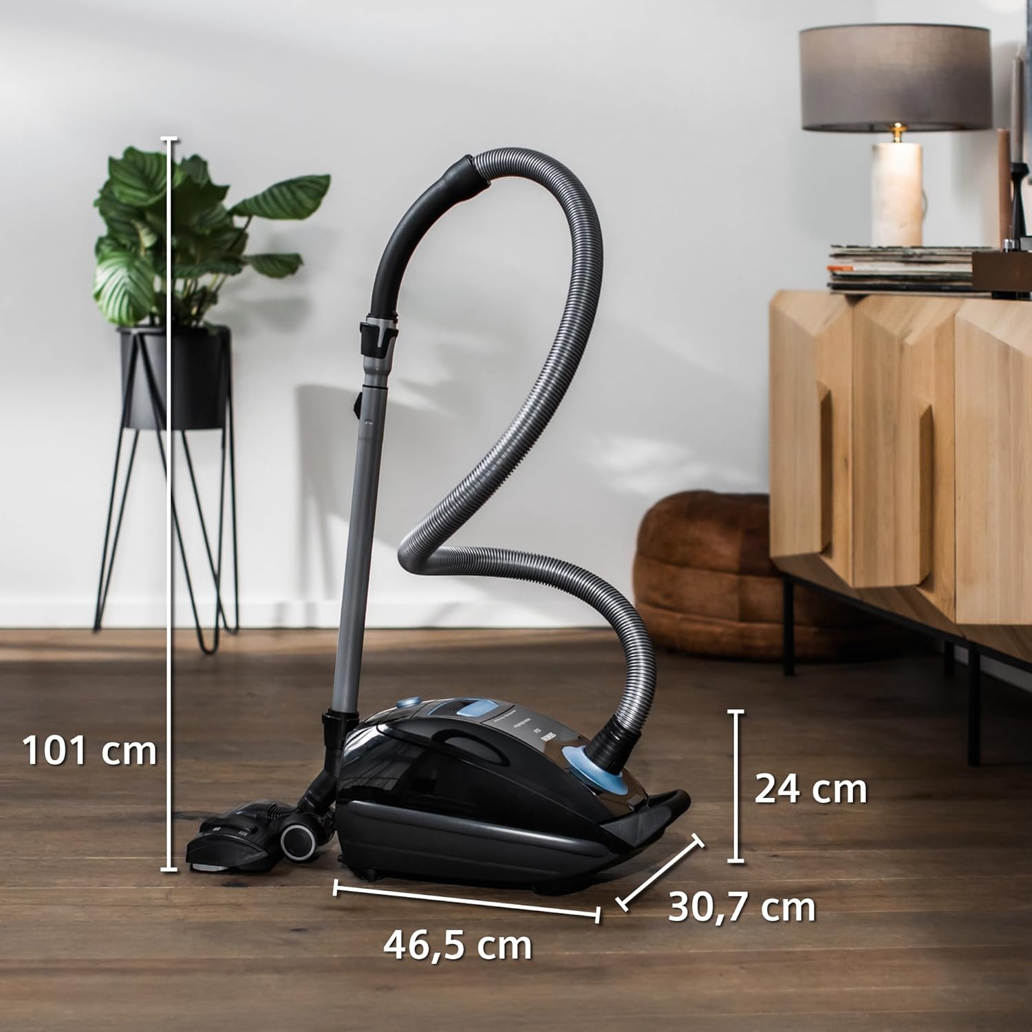 Siemens Staubsauger mit Beutel Q5.0 Extreme silencePower VSQ5X1232, für Allergiker, Hygiene-Filter, Starke Saugleistung: Parkett, Teppich, Fliesen, langes Kabel, Made in Germany, 850 W, schwarz
