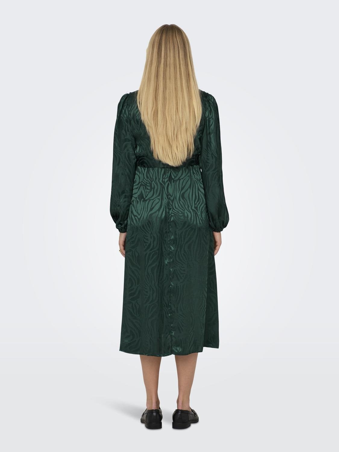 OLMDATIE Midikleid Scarab