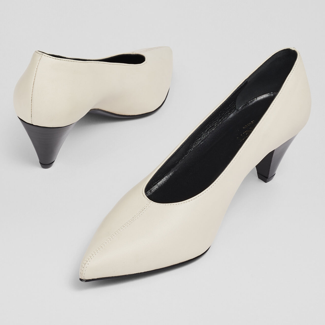 L.K. Bennett Escarpins en Cuir Zayla écrus - Talon 5 cm