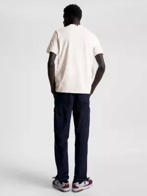 Camiseta Hilfiger Monotype com logo