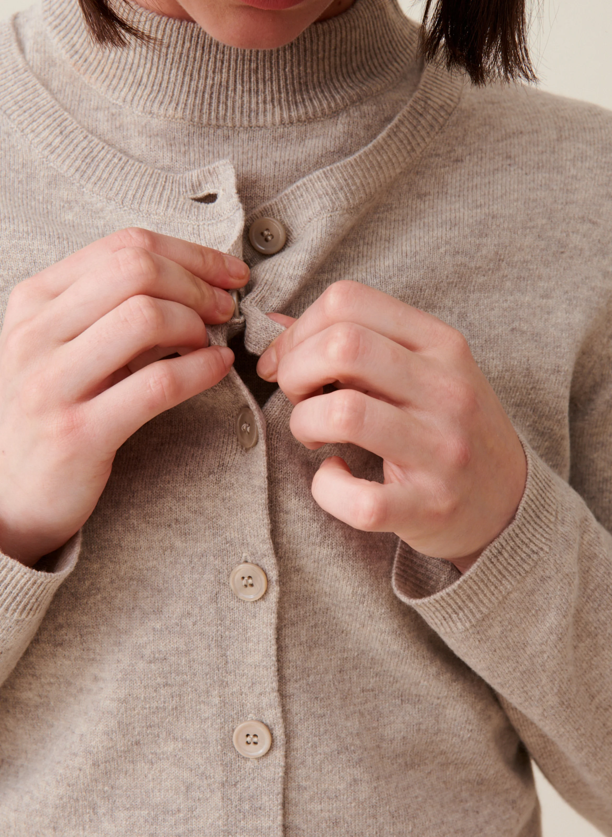 Cardigan en laine brodée | Beige