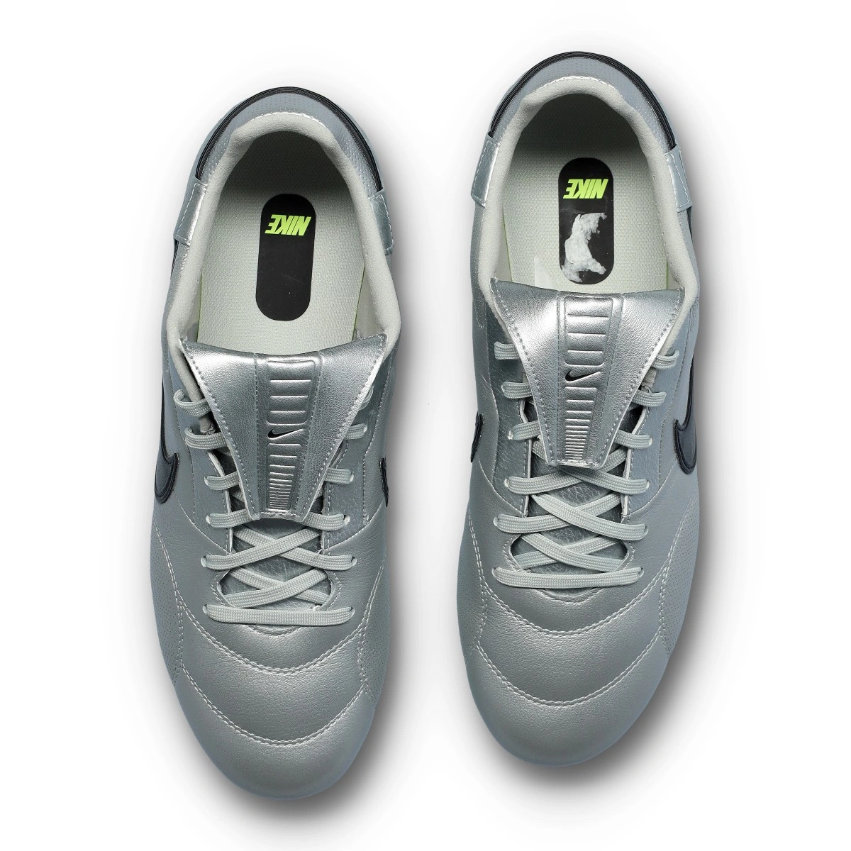 Chuteira Nike Premier III FG