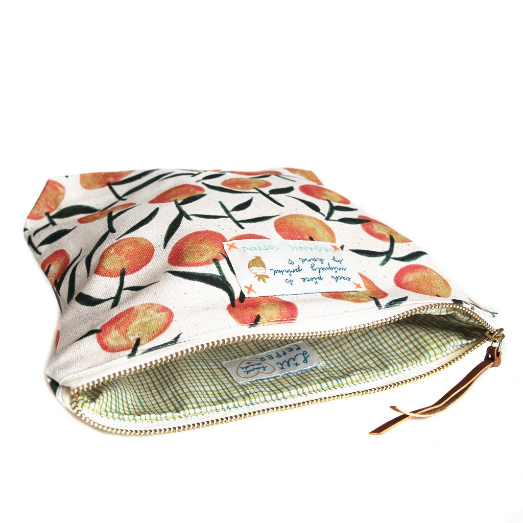 Pouch 