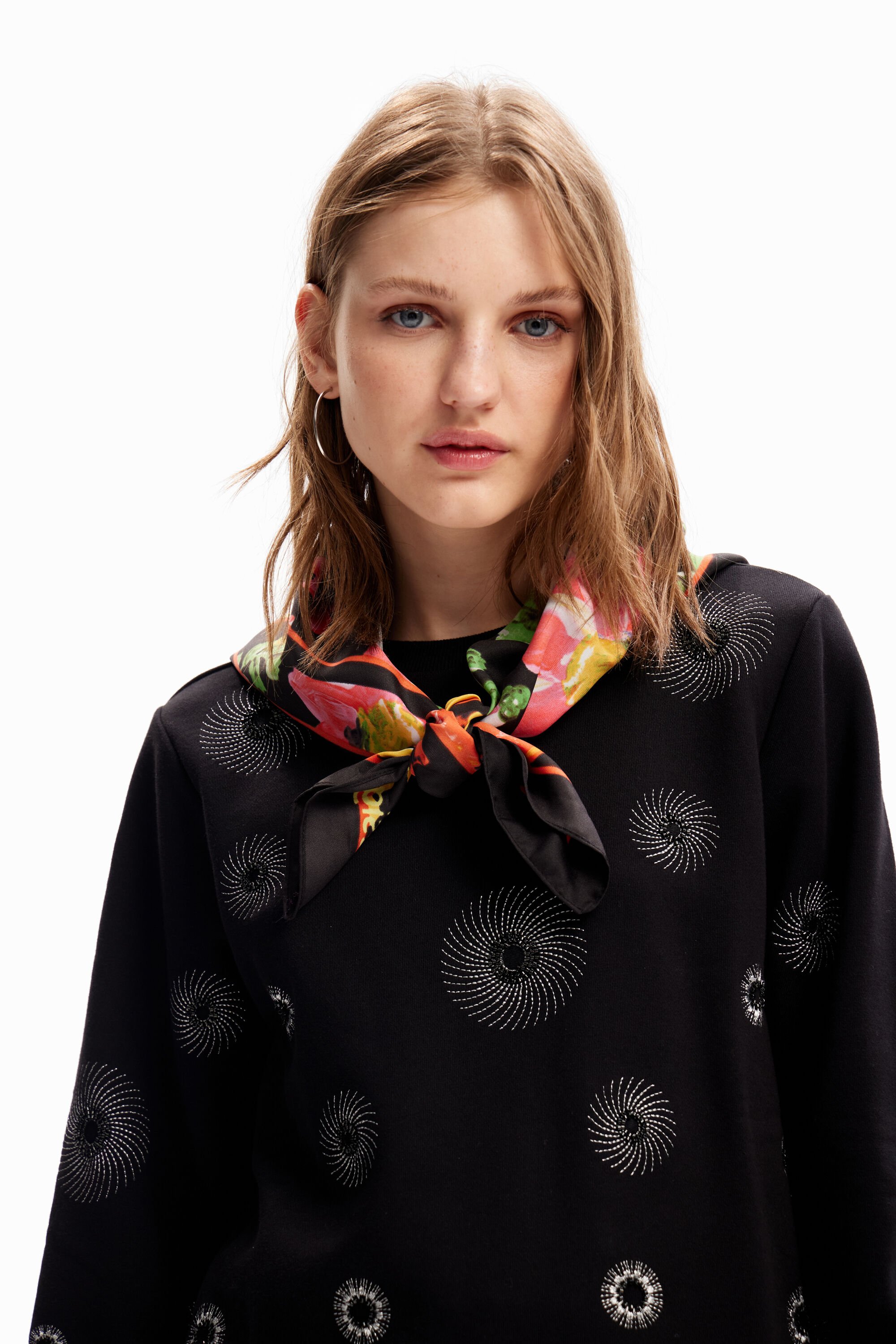 Foulard carré fleurs