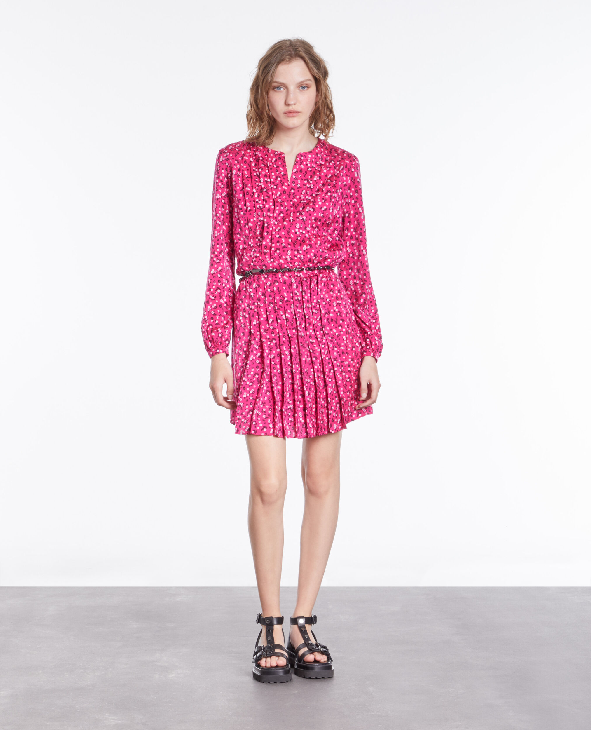 Robe courte imprimée avec plissage