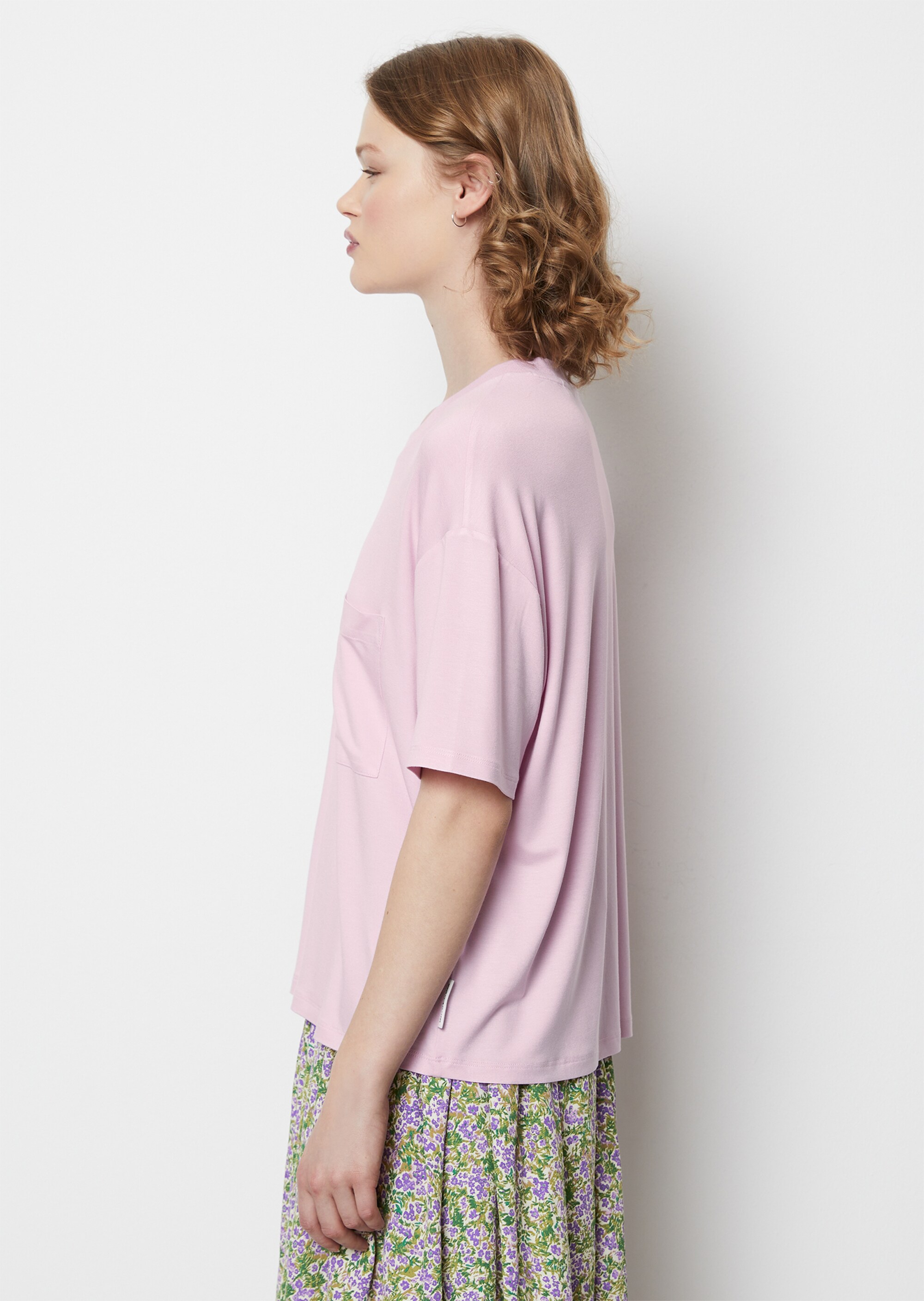 T-Shirt relaxedaus fließendem Viskose-Jersey