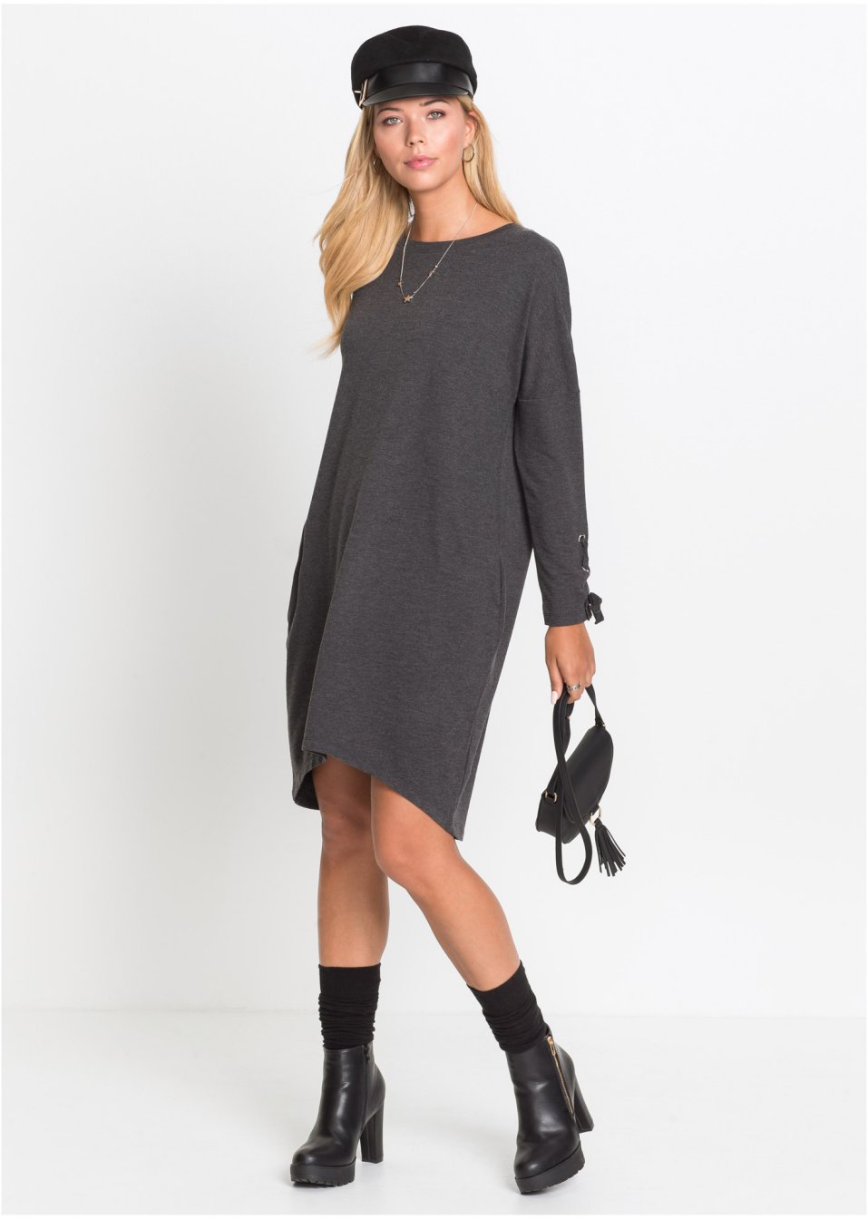 Robe sweat avec laçages