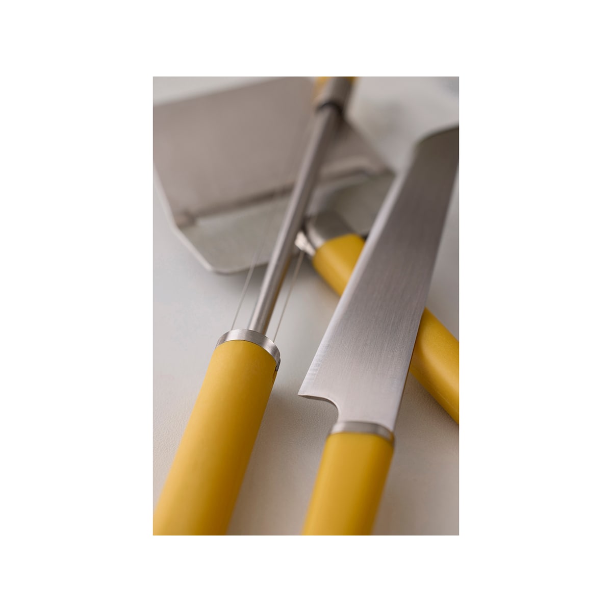 Rosti Emma Cheese knife 24 cm Curry