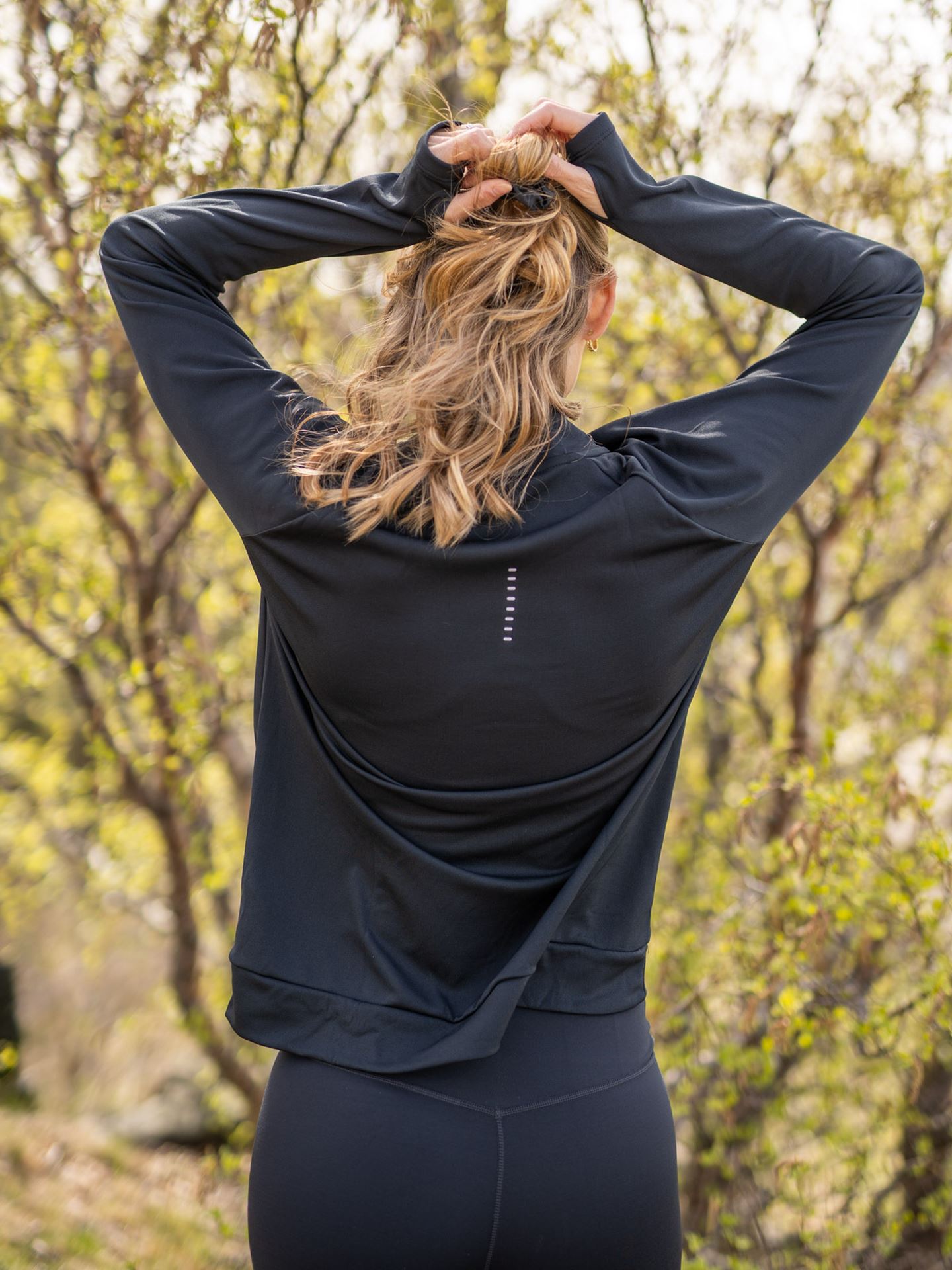 Swoosh Run Half Zip Midlayer